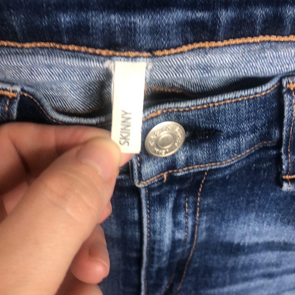 RAG & BONE Skinny Jeans - Picture 11 of 12